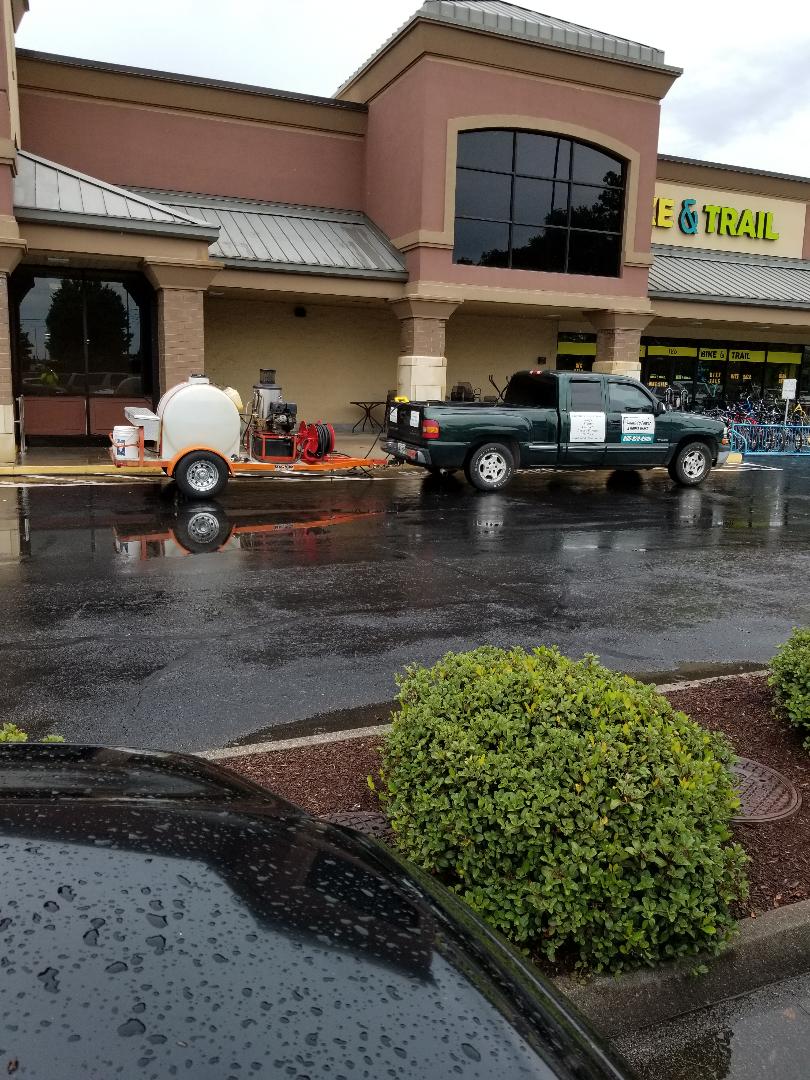 Commercial Pressure Washing in Knoxville, TN