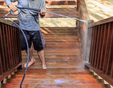 Dangers Of DIY Pressure Washing